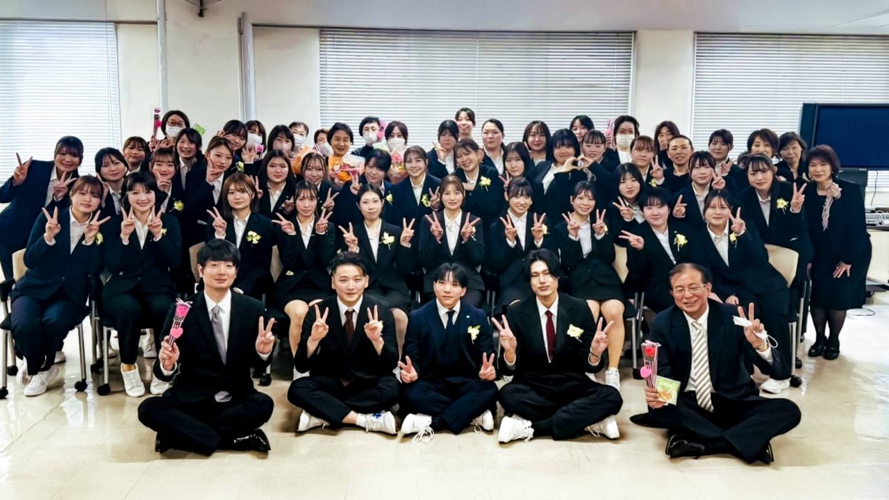 中通高等看護学院　メインビジュアル3